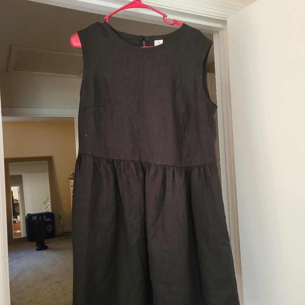 Black LinenCloud smock dress
